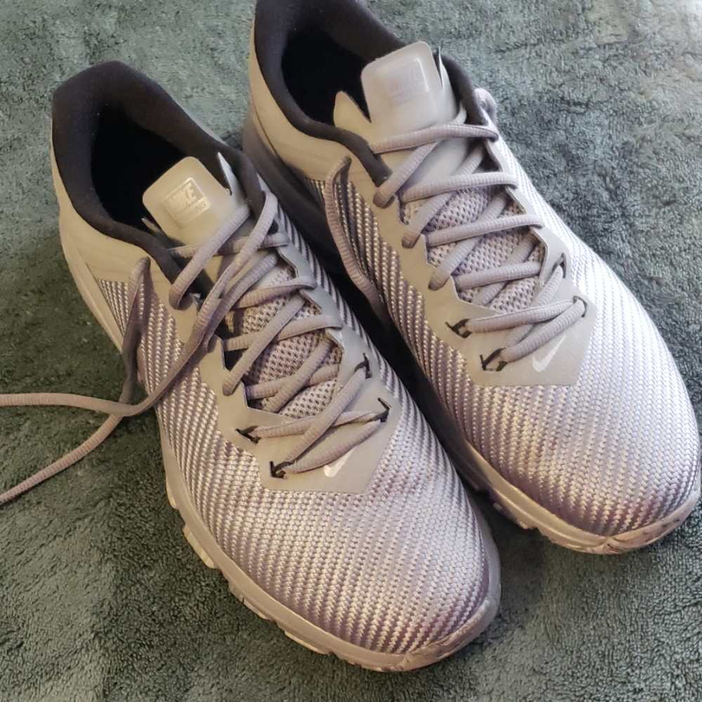 Mens athletic shoes